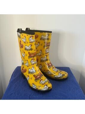 Chicken Print Rain Boots 7 Womens  Yellow Farm Barnyard Cute